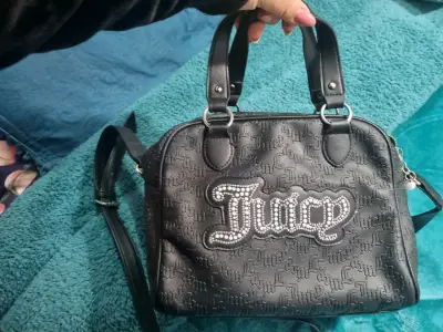 Bolso Juicy Couture negro con logo brillante - miniatura 3