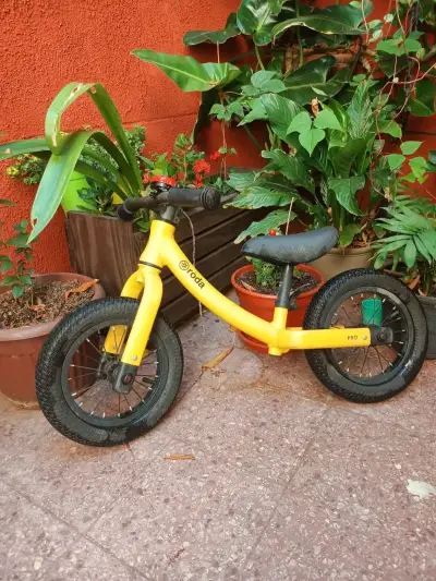 Bicicleta sin pedales Roda amarilla para niños - miniatura 1