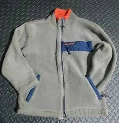 Chaqueta polar GAP verde con detalles naranjas - miniatura 2
