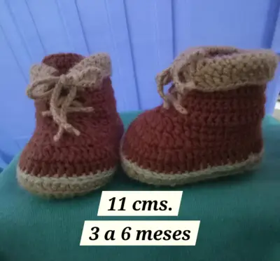 Botines tejidos para bebé 3-6 meses - miniatura 1