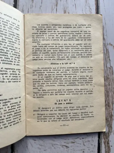 Reglamento del fútbol / Hugo Sainz López / 1956 - miniatura 6