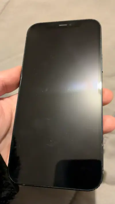 iPhone 12 en caja original - miniatura 5