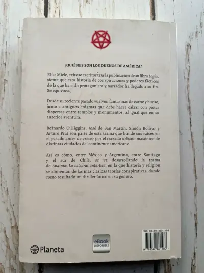 Andinia La Catedral Antártica /  Francisco Ortega - miniatura 3