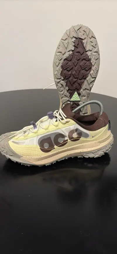 Zapatillas Nike ACG talla 44.5 - miniatura 1
