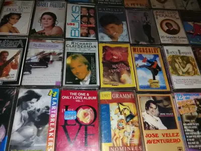 Lote de 40 cassettes originales - miniatura 2