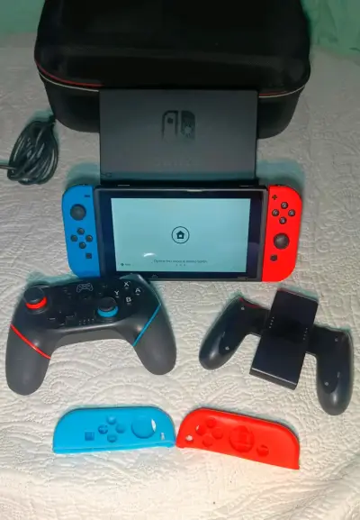 Consola Nintendo Switch con accesorios completos - miniatura 4