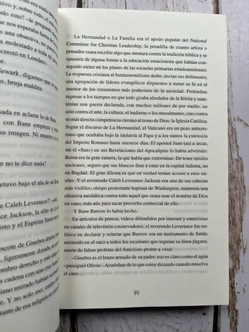 Libro 'Logia' de Francisco Ortega - 5