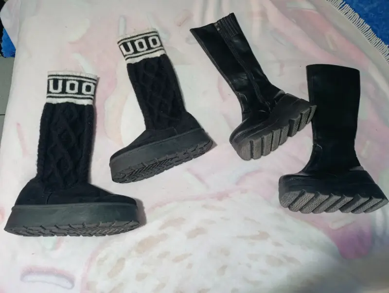 Botas negras con diseño tejido - 2