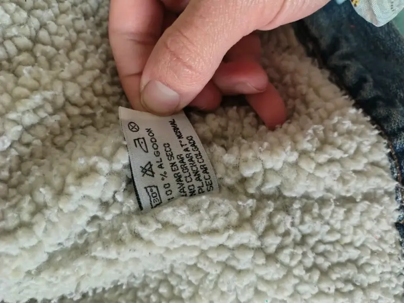 Chaqueta de mezclilla con forro de borrego - 5