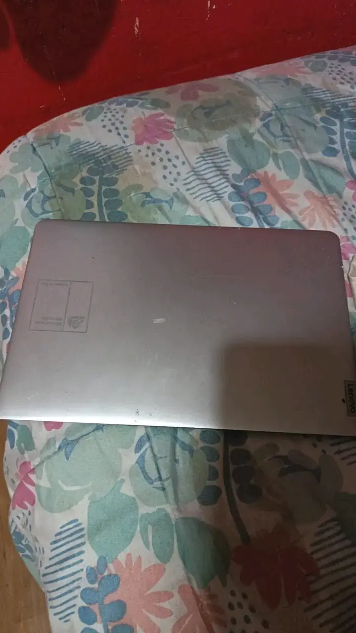 Laptop Lenovo Ideapad 14 pulgadas - 2