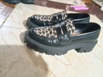 Zapatos only de cuero - miniatura 2