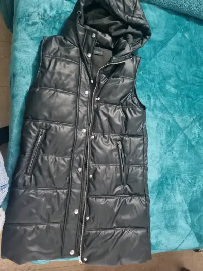 Chaqueta Larga Zara acolchado negro con capucha - miniatura 2