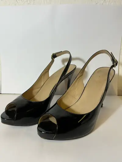 Zapatos de tacón negro charol  TALLA 35 - miniatura 1