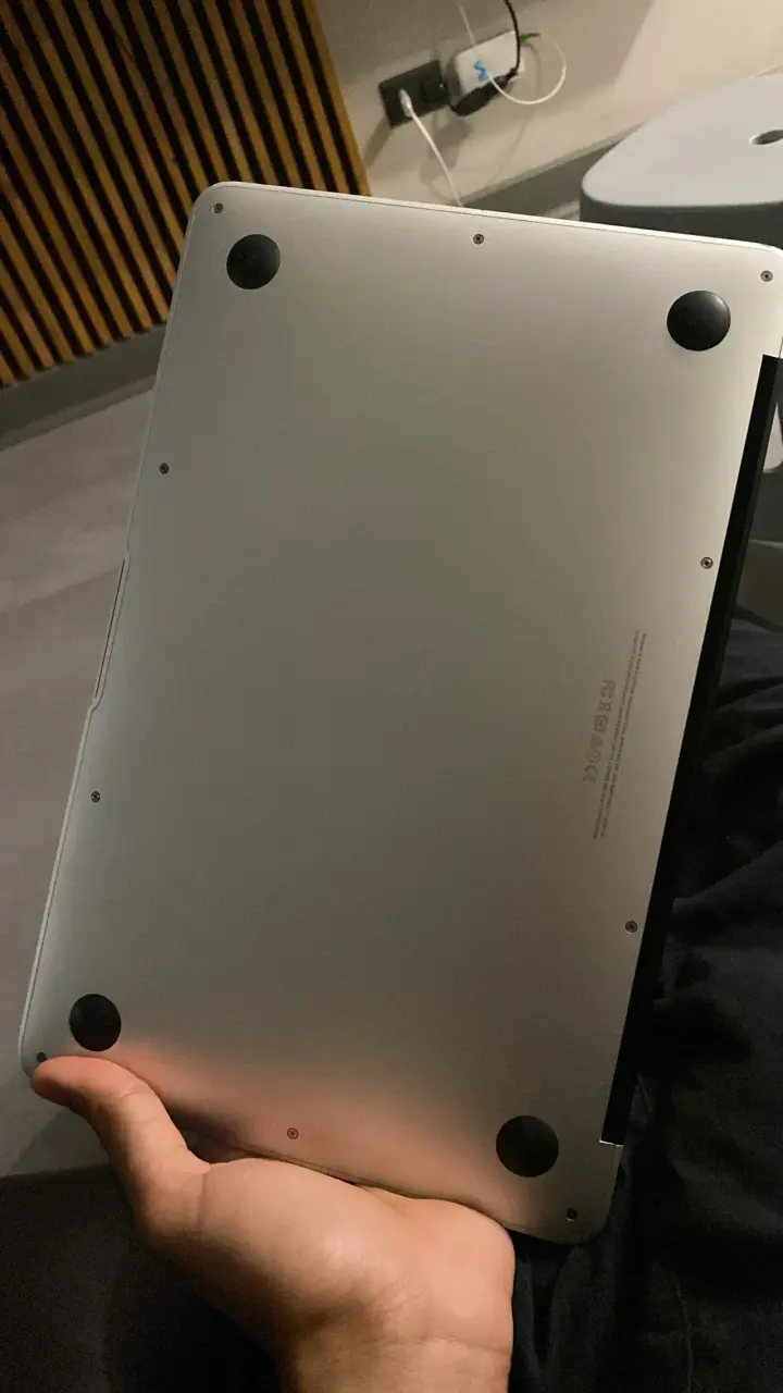 Laptop MacBook Air negociable - 5