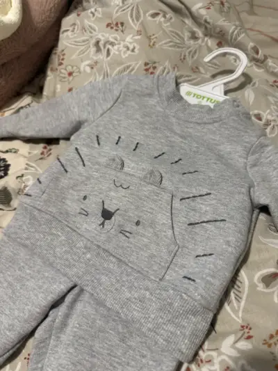 Conjunto carter’s bebé gris - miniatura 2