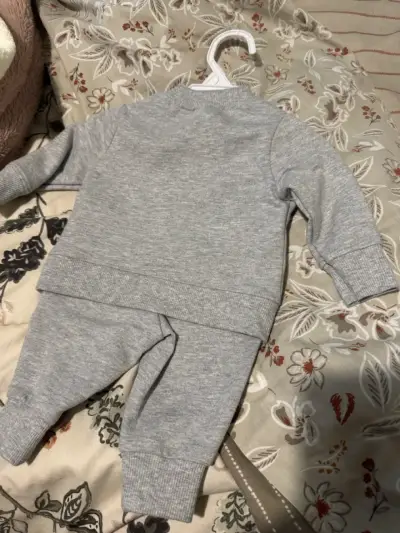 Conjunto carter’s bebé gris - miniatura 4