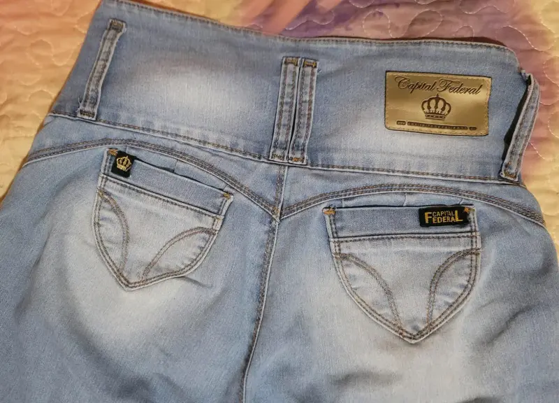 Jeans ajustados de tiro alto azul claro - 3