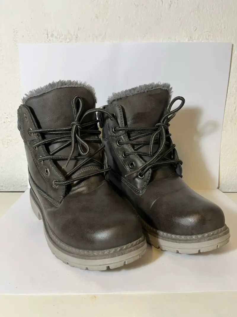 Botas de cuero gris con forro interior TALLA 36 - 1