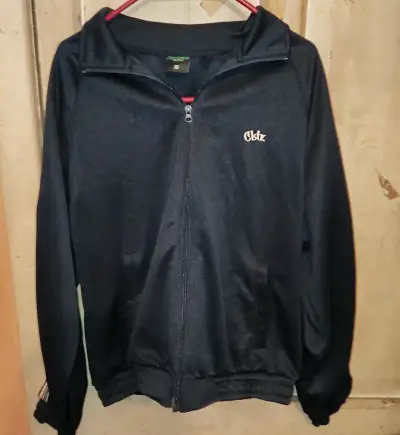 Chaqueta deportiva azul y roja - miniatura 4