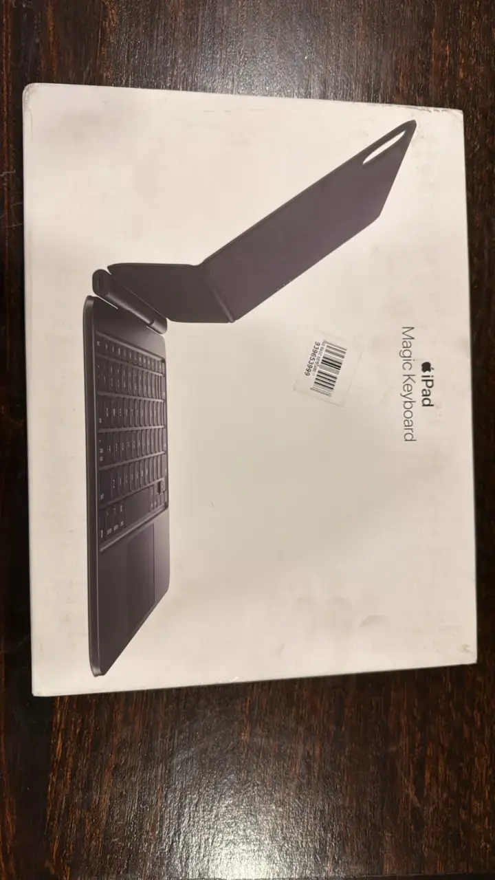 Teclado Magic Keyboard para iPad Pro 11 M4 - 1