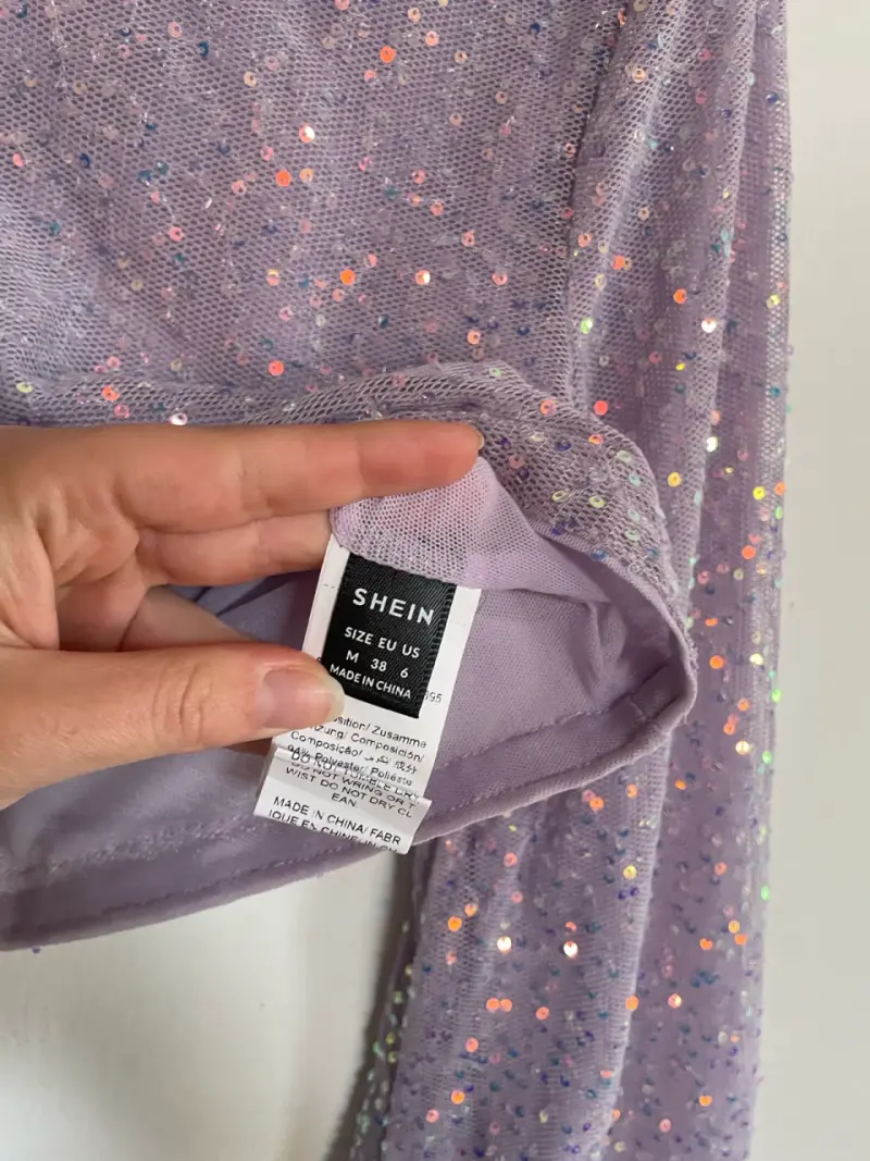 Top corto lila con lentejuelas brillantes - 2