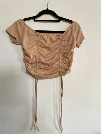 Blusa corta naranja con mangas abullonadas - miniatura 1