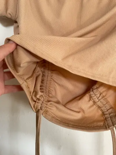 Blusa corta naranja con mangas abullonadas - miniatura 6