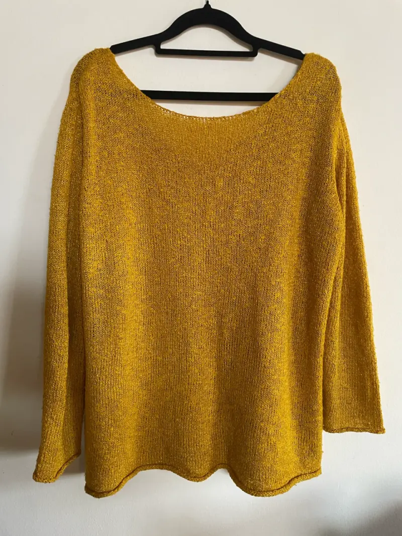 Suéter amarillo mostaza de punto suave - 5