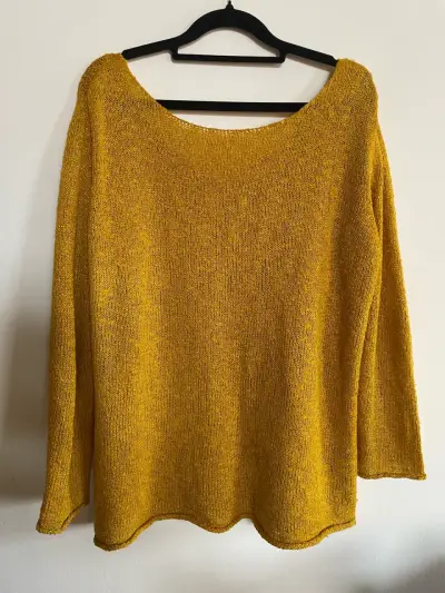 Suéter amarillo mostaza de punto suave - miniatura 5
