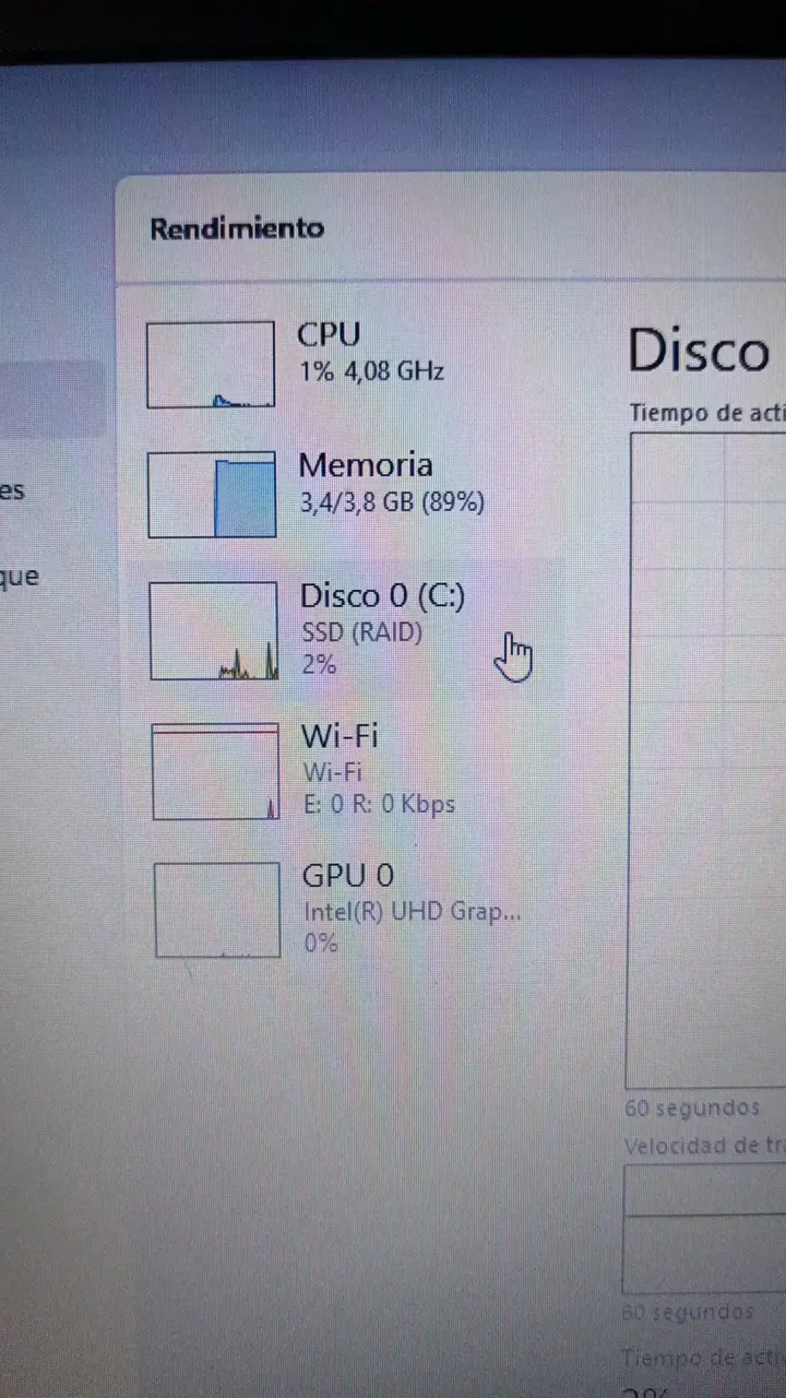 Laptop HP con pantalla de 15 pulgadas - 4