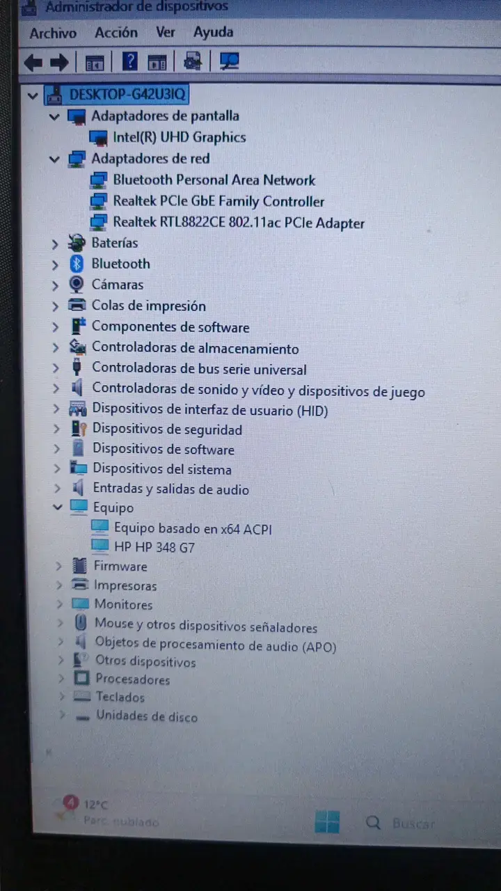 Laptop HP con pantalla de 15 pulgadas - 5