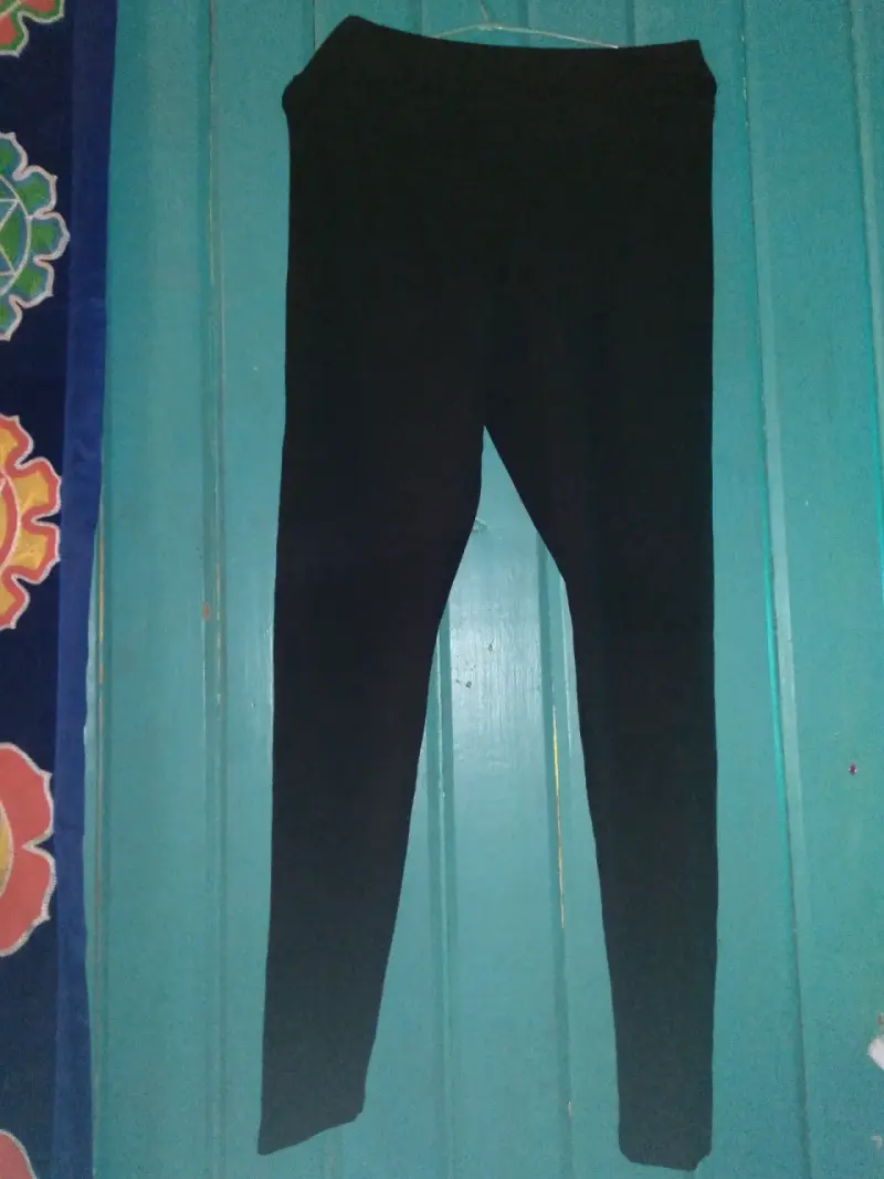 Leggings negros básicos para mujer