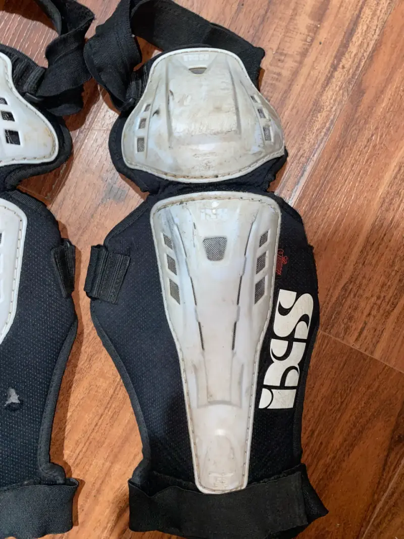 Rodilleras de protección IXS para deportes extremos - 4