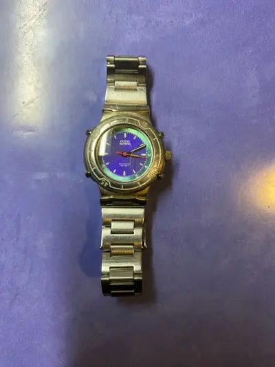 Reloj Guess Waterpro de acero inoxidable - miniatura 1