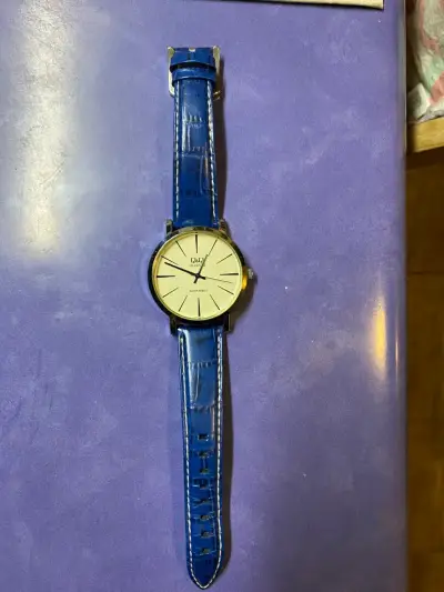 Reloj Giorgie de pulsera azul elegante - miniatura 4