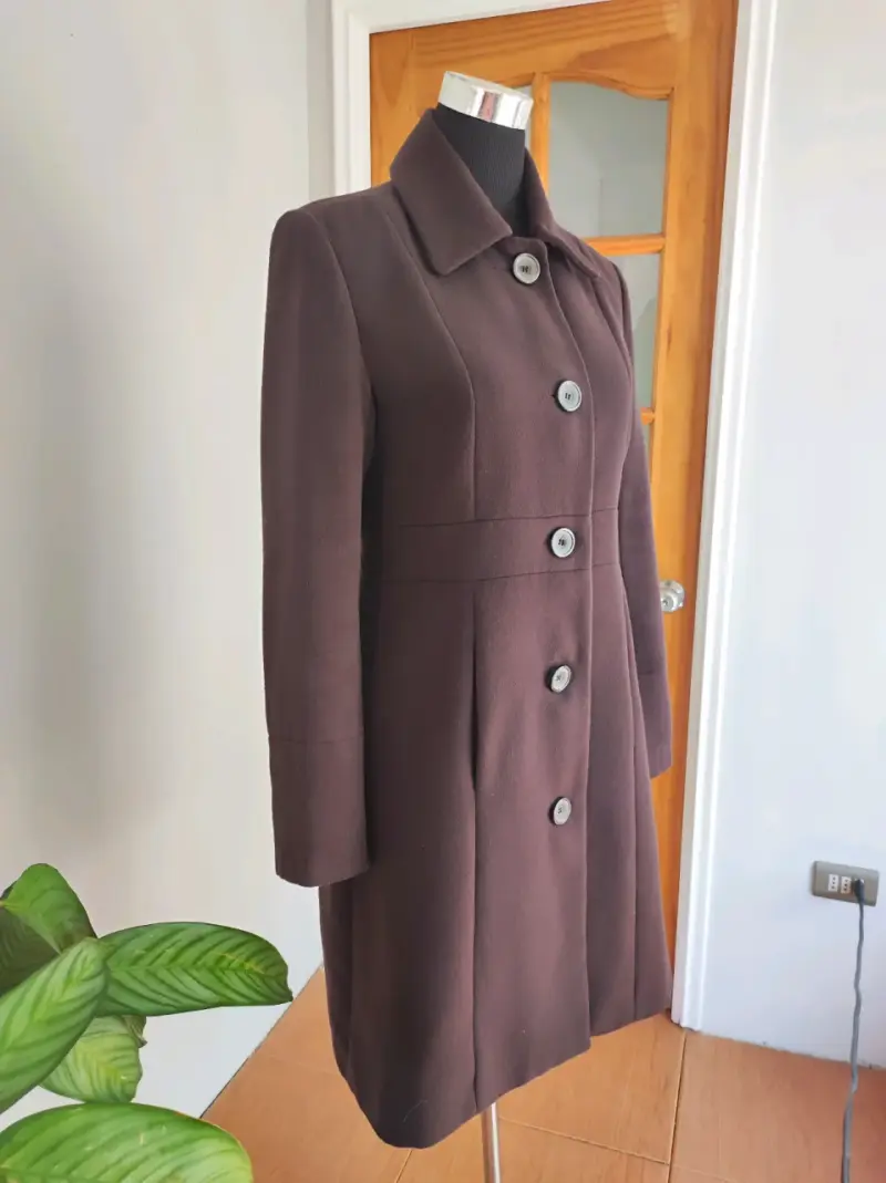 Abrigo largo marca Suburbia - Talla S - 2