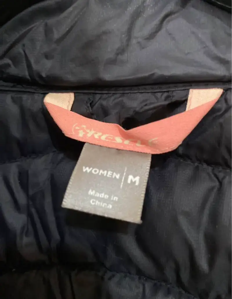Chaqueta acolchada negra para invierno - 5