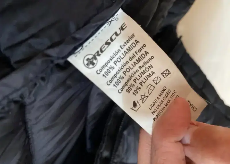 Chaqueta acolchada negra para invierno - 6