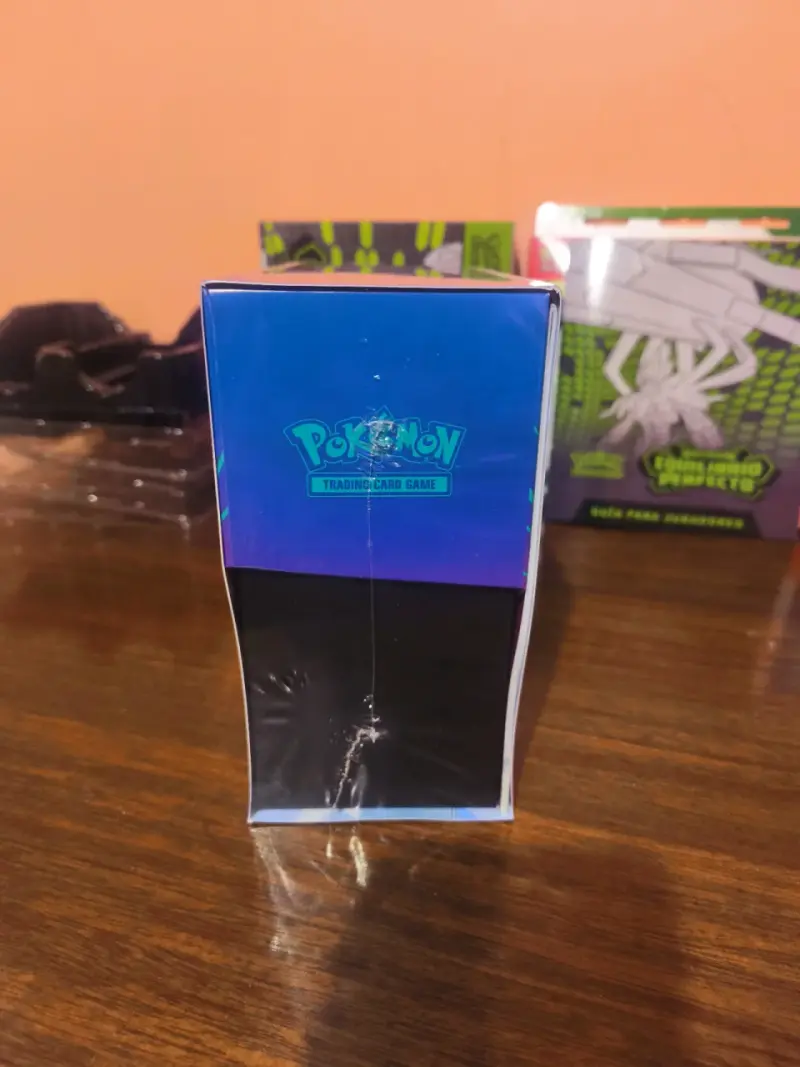 Caja Entrenador Élite Pokémon Journey Together - 4