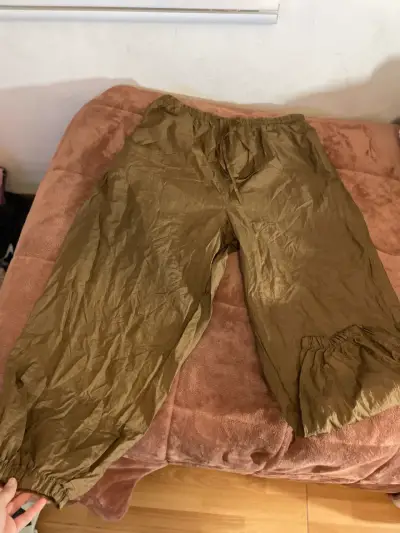 Pantalones cargo marrones - miniatura 1