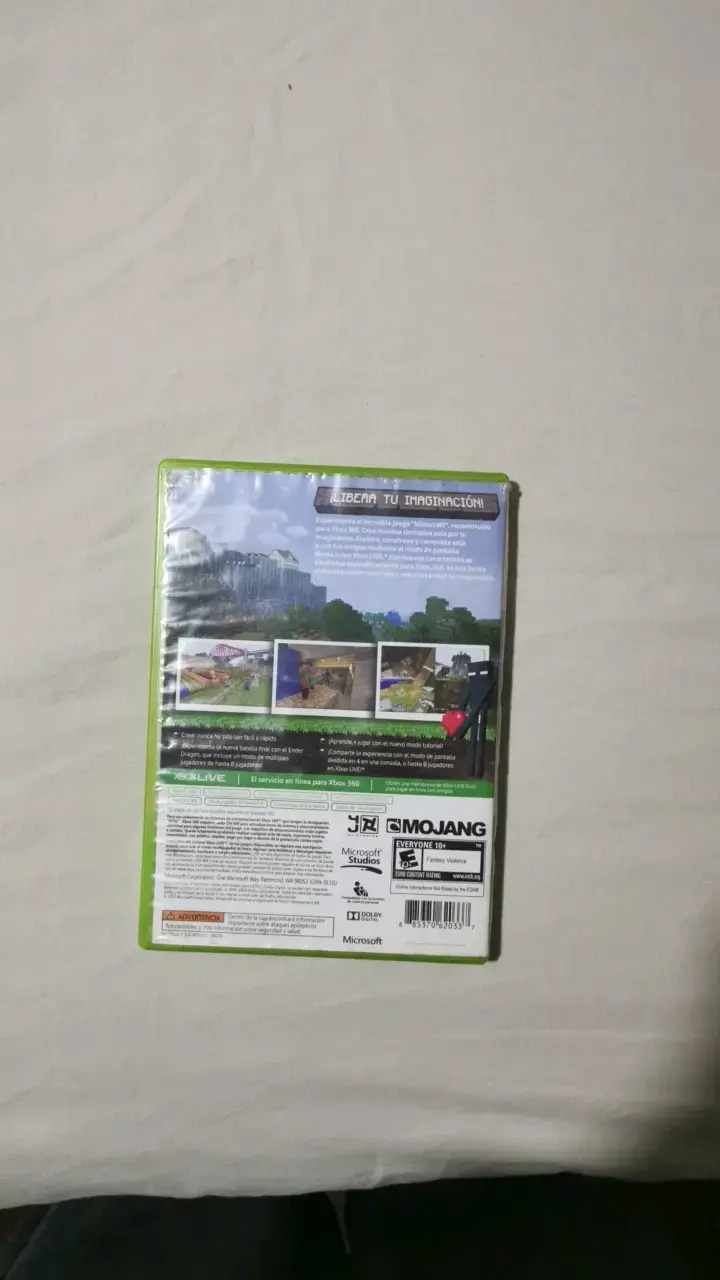 Minecraft Xbox 360 Edition en buen estado - 3