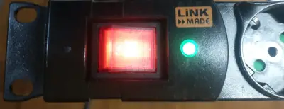 Regleta eléctrica Link Made con interruptor - miniatura 1