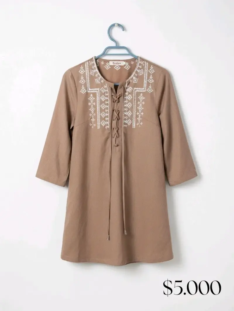 Blusa estampada Korus de colores vibrantes - 6