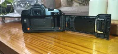 Cámara Canon EOS 888 - miniatura 4