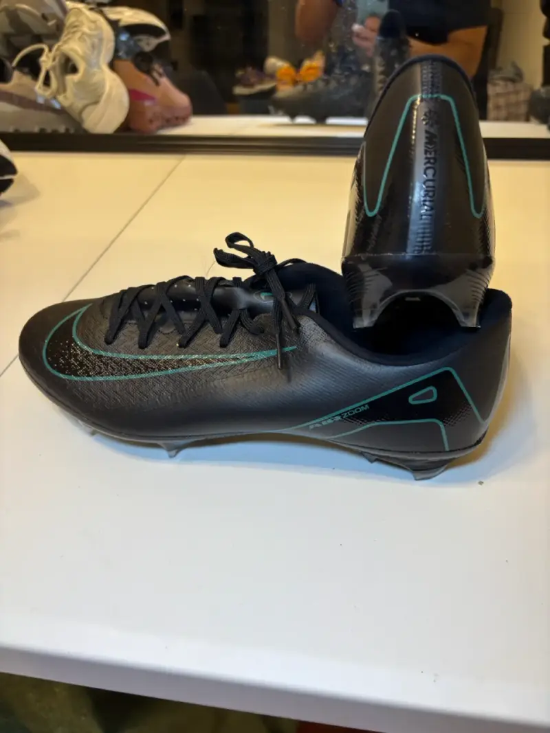 Botines de fútbol Nike - 4