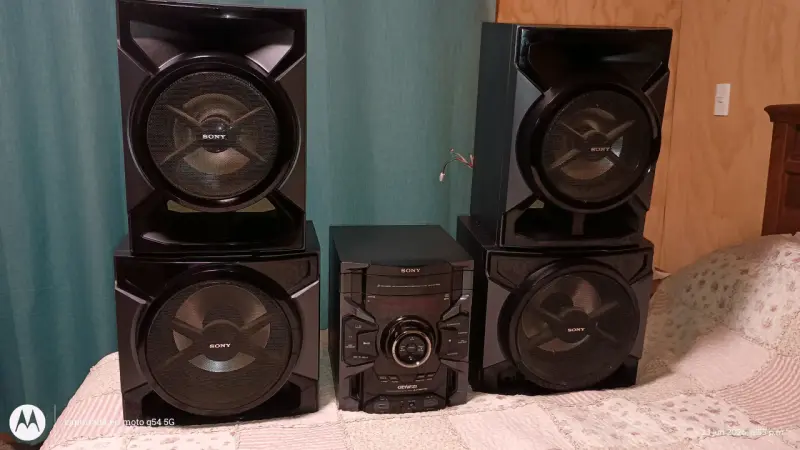 Sistema de sonido Sony MHC-GTR888 - 3