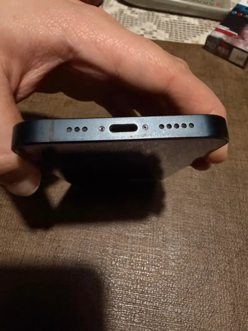 iPhone 13 en excelente estado - 3