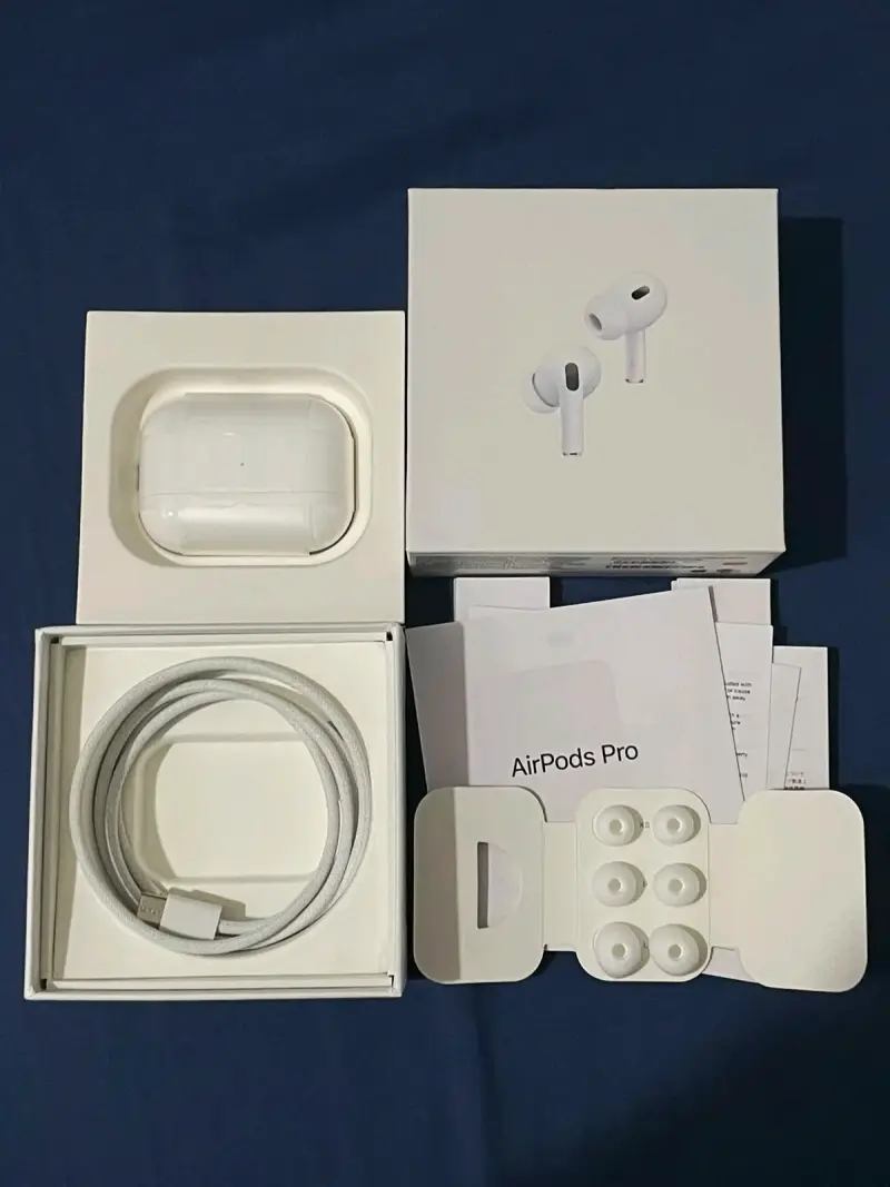 Apple AirPods Pro con estuche de carga - 2