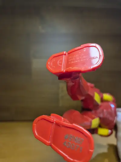 Figura de acción Iron Man hasbro - miniatura 2
