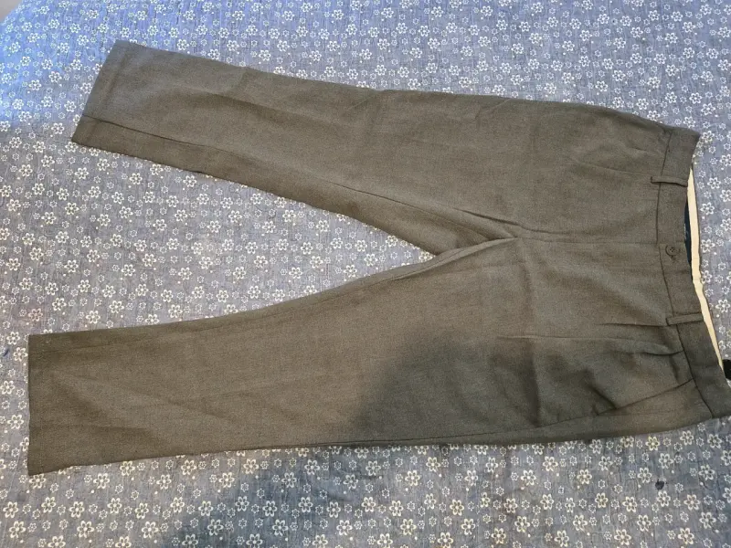 Chaqueta cortaviento y pantalones de colegio - 4